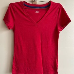 Mossimo Red Women’s T-shirt Size Small